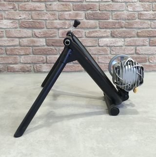 Rodillo Saris Fluid 2