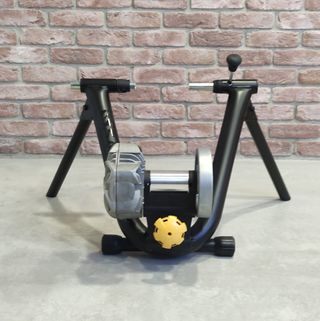 Rodillo Saris Fluid 2