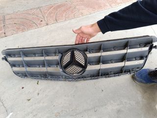 Parrilla Delantera Mercedes W204
