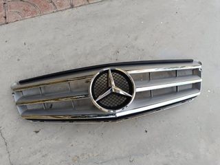 Parrilla Delantera Mercedes W204