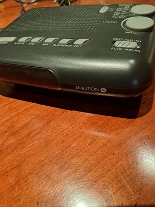 Radio- reloj despertador