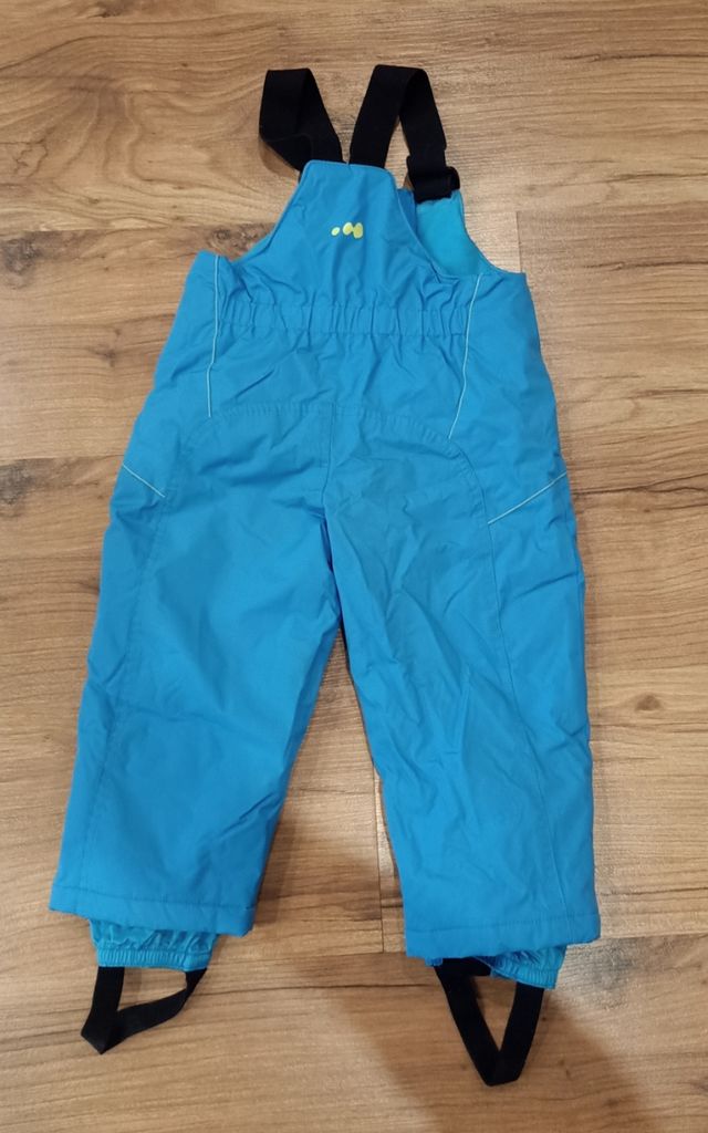 Peto nieve bebé niño