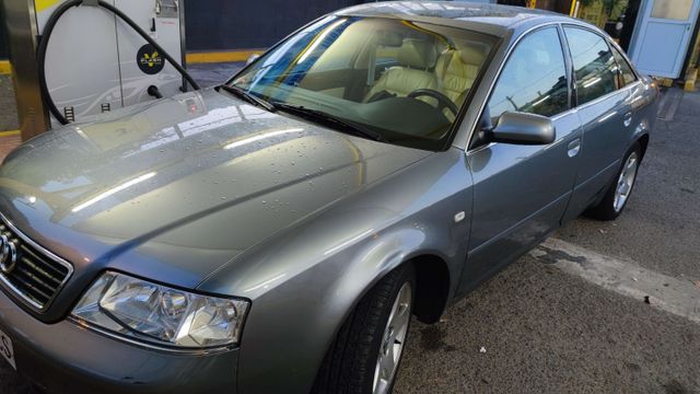 Audi A6 2001