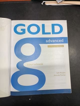 Coursebook ingles Advanced GOLD PEARSON