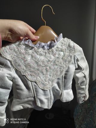 Traje de fallera de niña