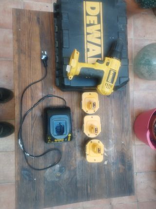 Atornillador Dewalt