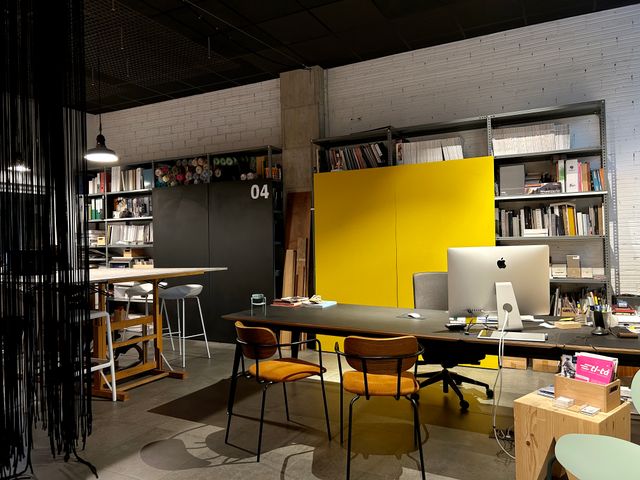 PROYECTOS Y REFORMAS DE INTERIORES