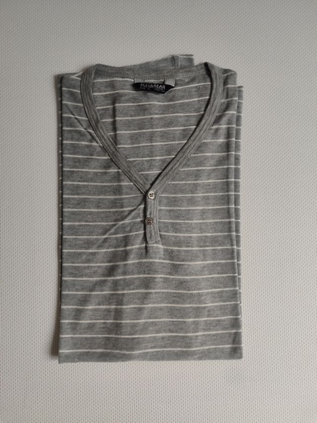 Camiseta Pull and Bear