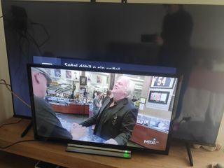 Televisión 32" Con SMART TV y 3 puertos USB