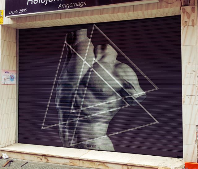 Muralista pintor interiores y fachadas, Cartel