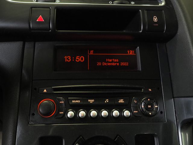 PEUGEOT 3008 1.6HDI Blue Lion Style CMP 115