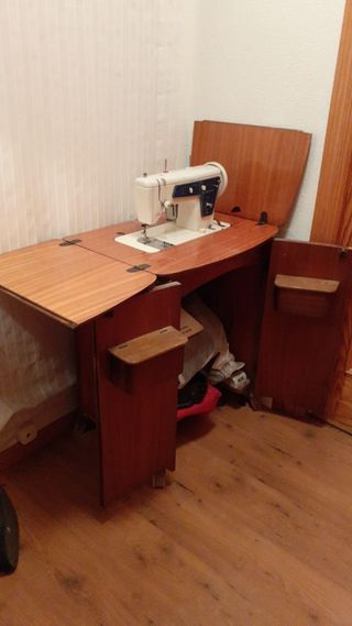 Máquina coser Singer con mueble