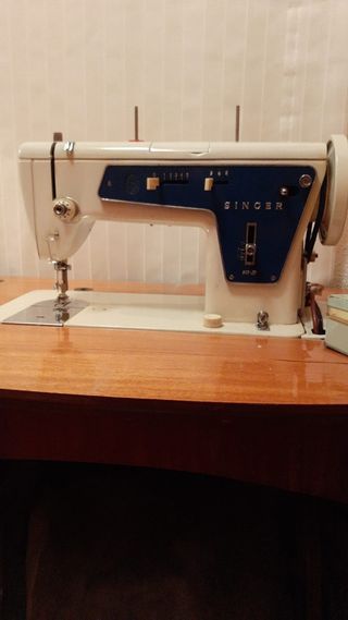Máquina coser Singer con mueble