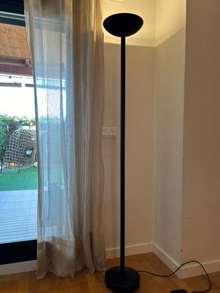 Lámpara de pie metal negro mate