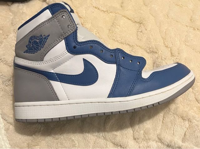 Jordan 1 True Blue