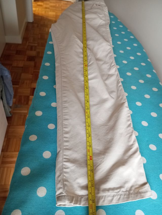 Pantalón chino. Aeronáutica Militare