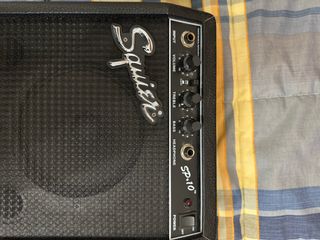 Amplificador Squier de Fender SP-10
