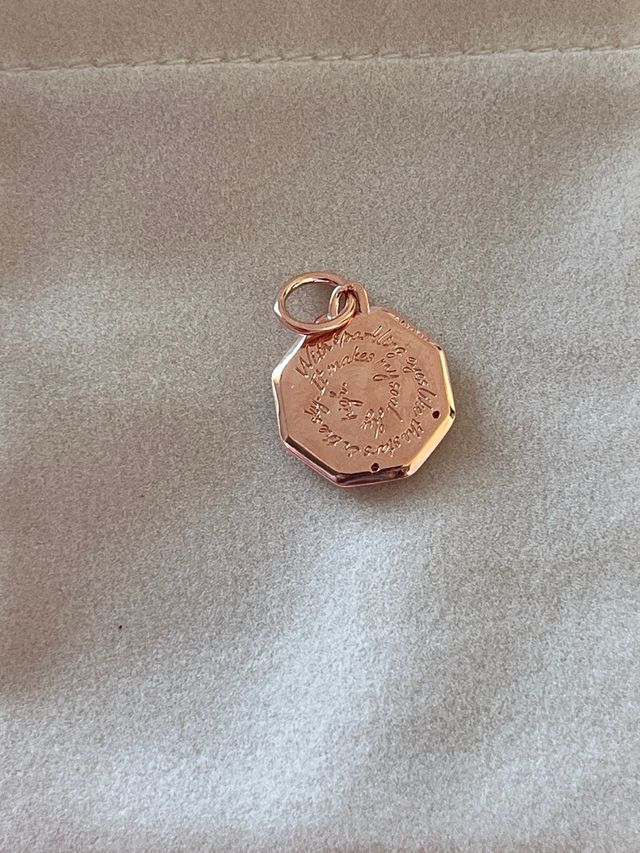 charm de plata ojos y estrellas