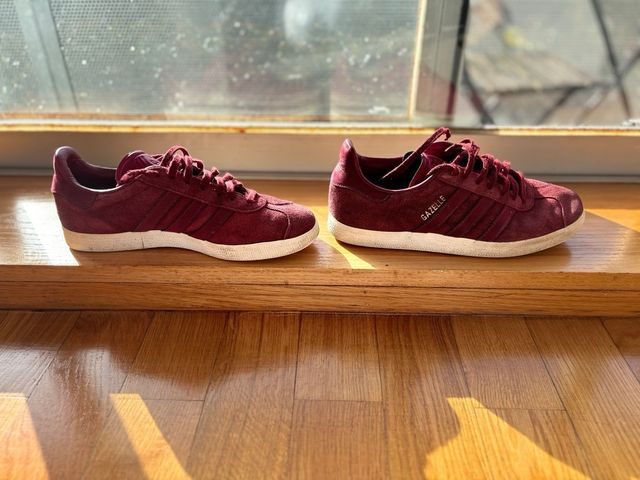 Zapatillas Adidas Gazelle burdeos granate 39.5