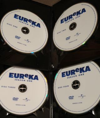 Eureka - 1ª temporada en DVD