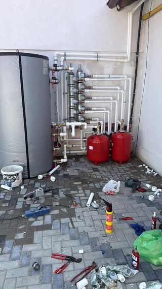 Fontanero / Lampista/ Electric