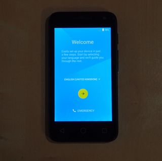 Dual SIM Alcatel Pixi 4 4.0 (4034D)