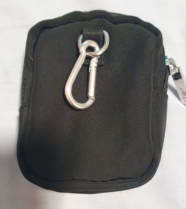 Mochilita con pequeño mosqueton Fila