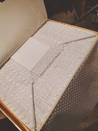 Lenzuola matrimoniali di seta bianca