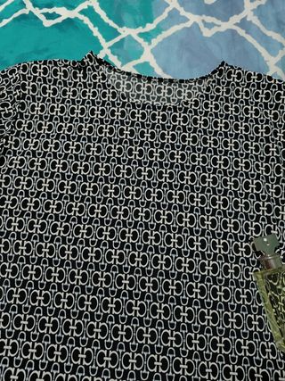 CAMISETA TALLA XL AMPLIA.CON ETIQUETA