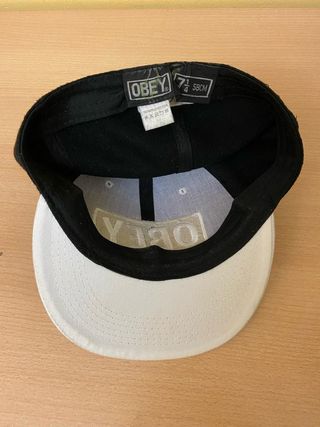 Gorra Obey