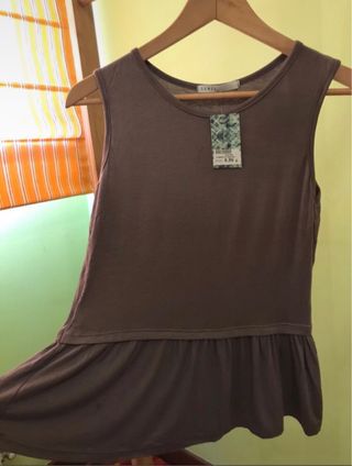 Camiseta vuelo marrón