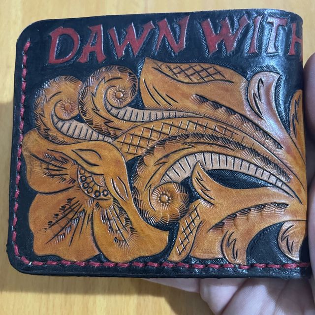 Billetera biker hecha a mano de cuero genuino