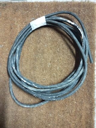 Manguera eléctrica.
