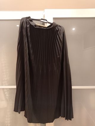 Falda larga negra Primark plisada sin estrenar
