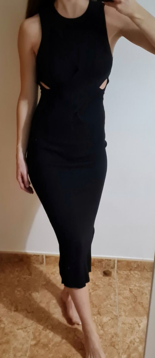 VESTIDO MIDI NEGRO