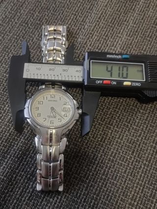 Seiko calendario perpetuo 8F32 100m hombre