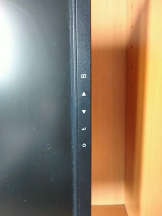 Monitor LG Flatron L1718S-BN