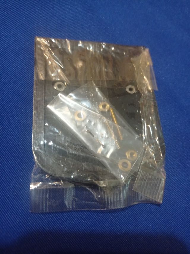 PLACA COCHE ANTIGUA HUELVA