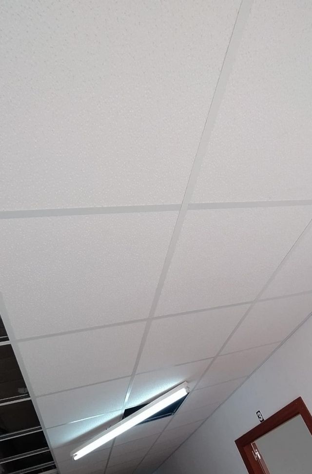 Montador de techos desmontables