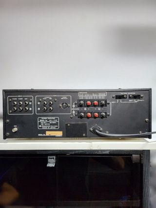 Hitachi vintage estéreo amplificador HA-250