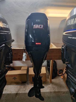 Fueraborda SUZUKI DF90, 2014