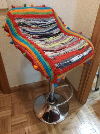 Taburete respaldo giratorio regulable