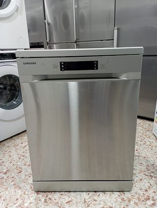 Lavavajillas Samsung  de ancho 60 alto 84