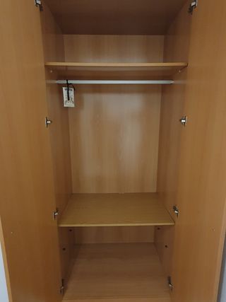 Armario empotrado en perfecto estado