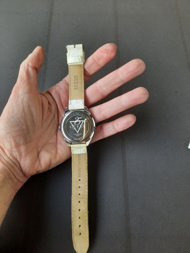 Reloj Guess W65006L6