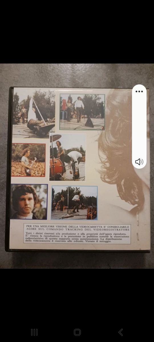 Doors "videocassette"