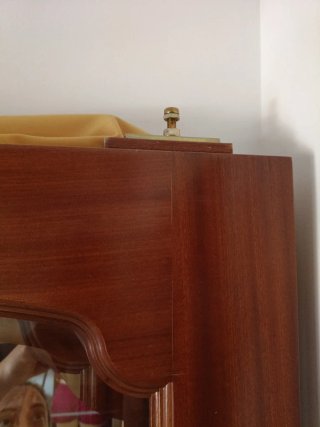 Puertas correderas salón madera