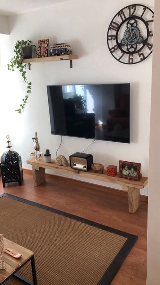 banco tv madera pino antigua