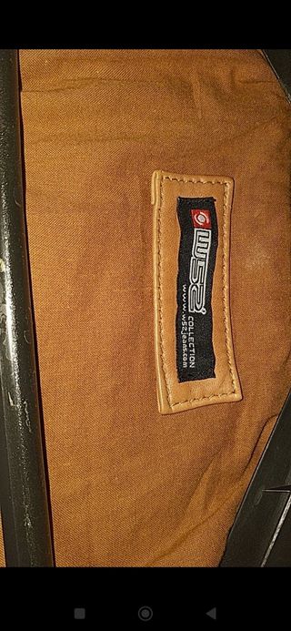Cazadora unisex de cuero 