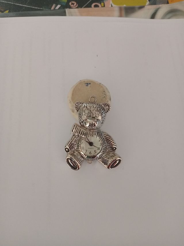 Reloj para colgar con pila nueva